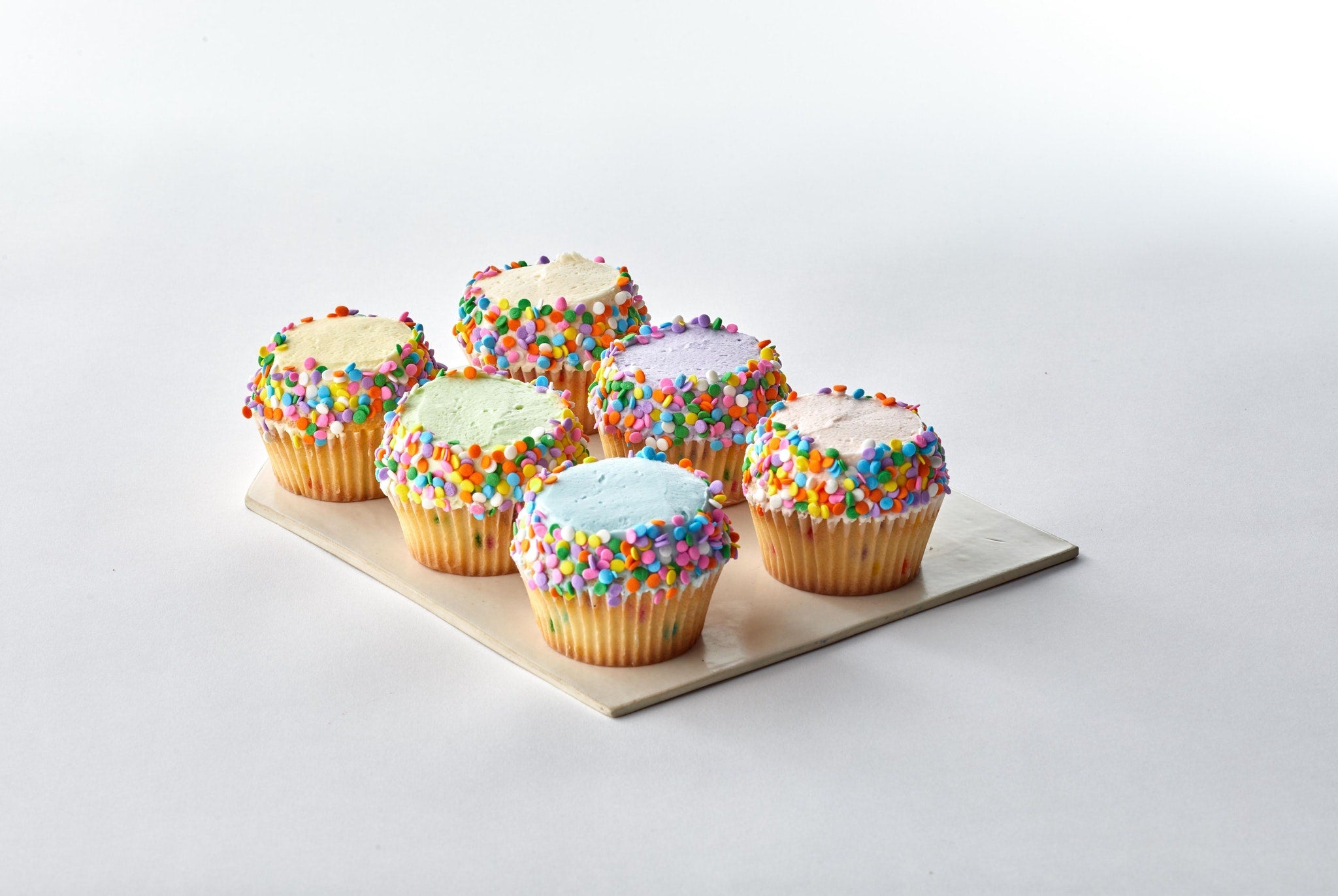 Confetti Cupcake Assortment – Magnolia Bakery